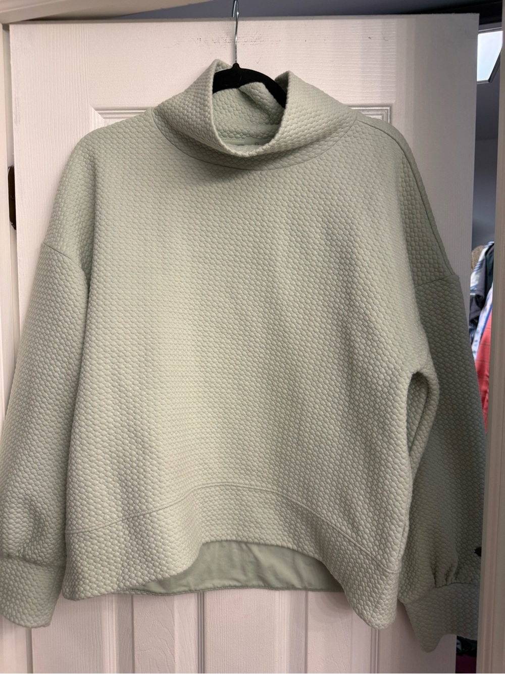 CALIA by Carrie Underwood Pale Mint Quilted Mock Neck Sweatshirt